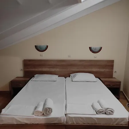 Plaza 3* Кавос