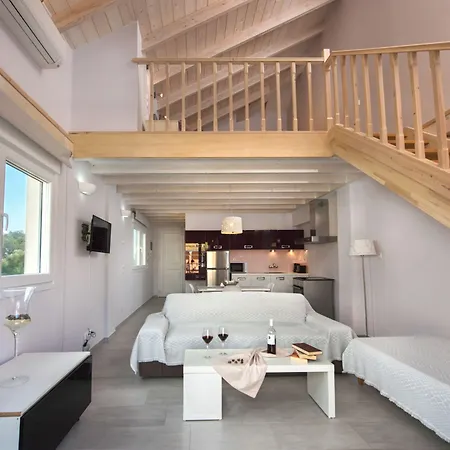 Plaza 3* Кавос