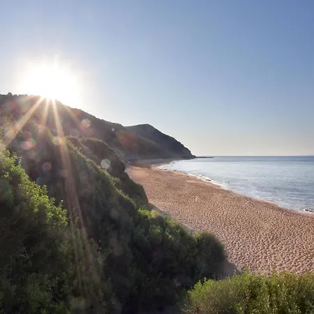 Отель Plaza Кавос