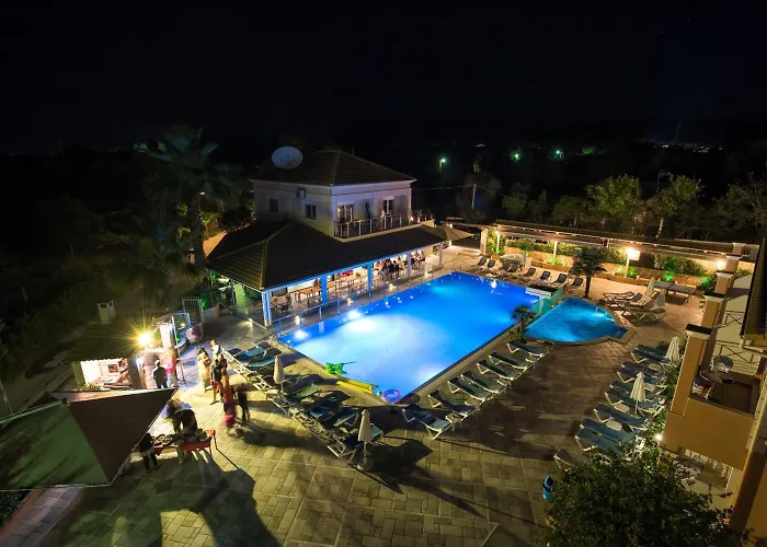Plaza Hotel Kávos