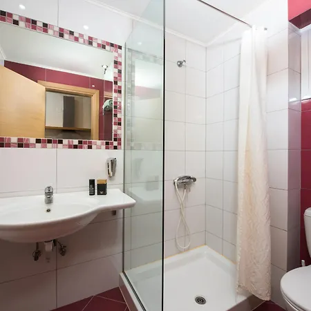 Plaza 3* Кавос