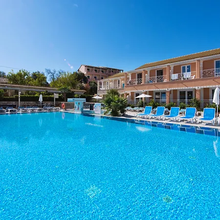 Hotel Plaza Kávos