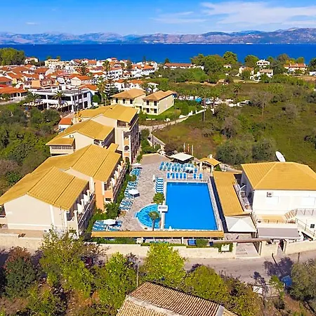 Plaza 3* Kávos