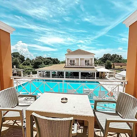 Plaza 3* Kávos