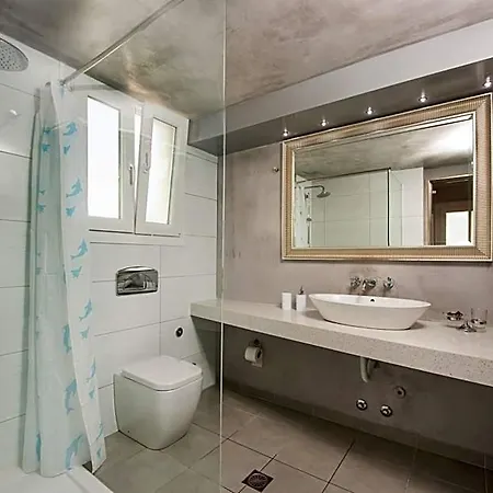 Plaza Hotel 3*