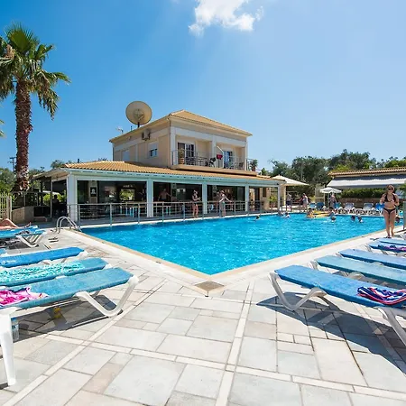 Plaza 3* Кавос