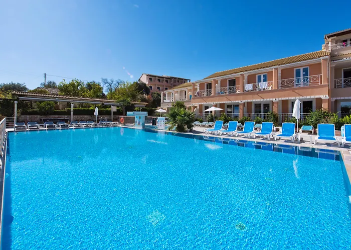 Отель Plaza Кавос