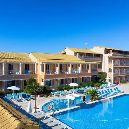 Plaza Kavos